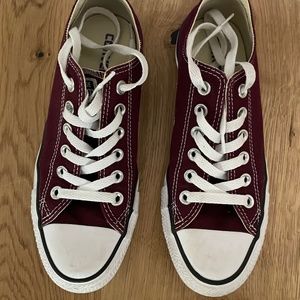 Converse Low Top Sneakers